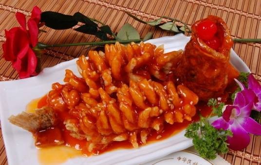 松鼠鳜鱼（中国江苏省苏州市菜品）