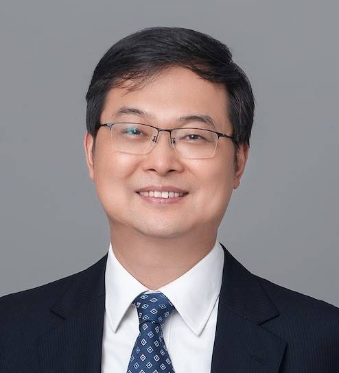 徐鹏（国家杰出青年科学基金获得者、厦门大学南强特聘教授）