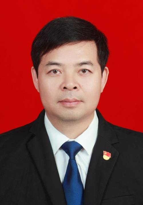 刘长根（鹰潭市国有资产监督管理委员会党委书记）