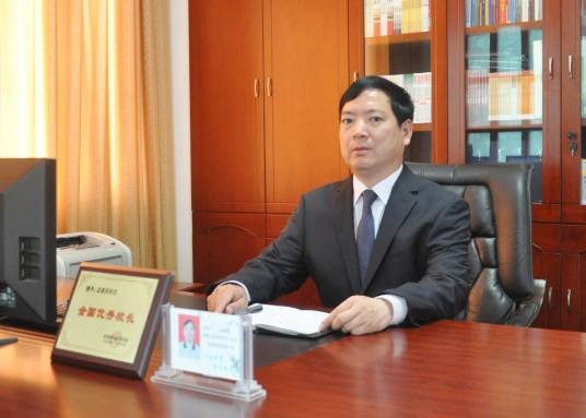 孟德良(益阳市箴言中学原校长)