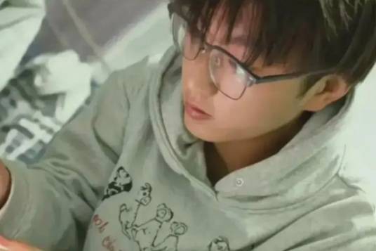 张新伟（2023年江苏省灌云县坠河男孩）