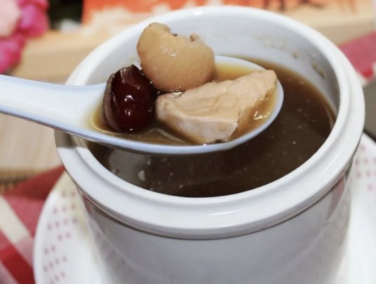 阿胶炖瘦肉