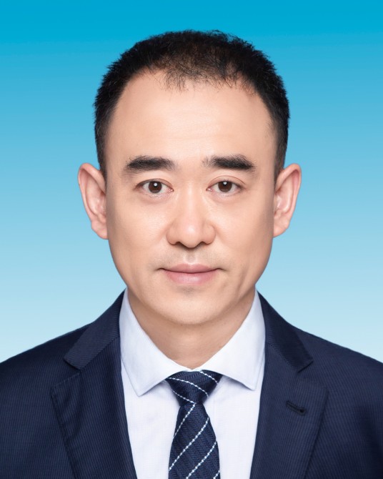 梁东（陕西省西安市人民政府副秘书长）