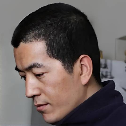 王旭（北京书法家与知名美术理论家）