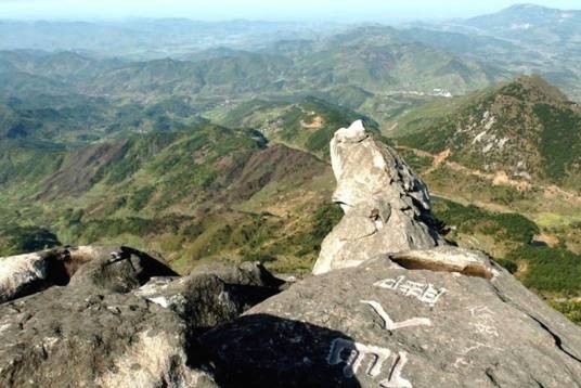 龟山（安徽省巢湖市境内的自然山体景观）