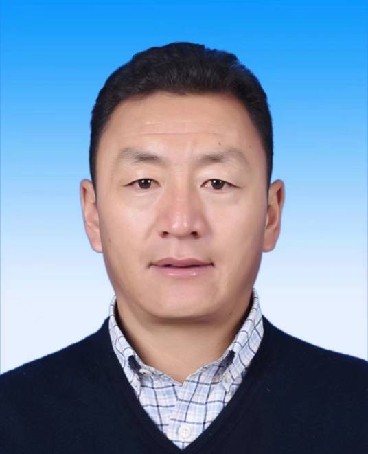 巴多(西藏自治区那曲市索县人民政府原县长)