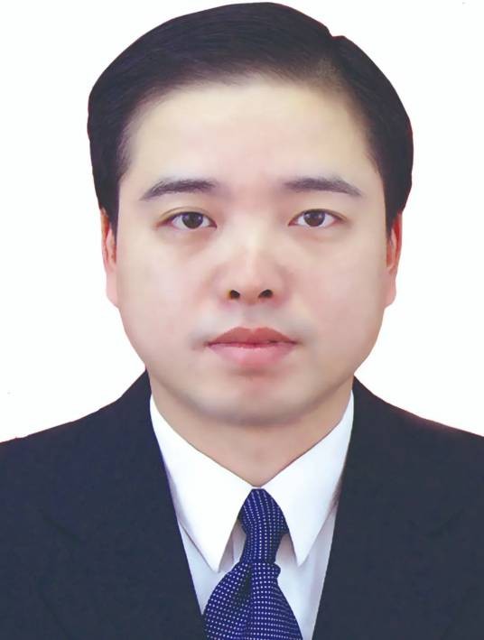 潘镇（南京师范大学研究生院院长）