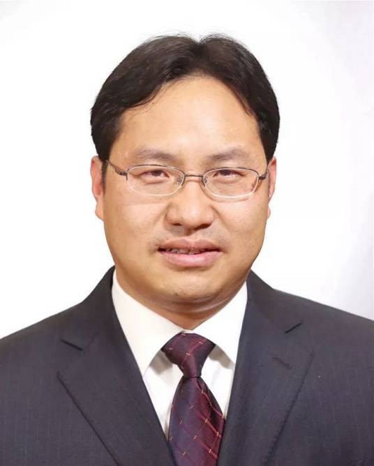 王云松（云南省委组织部分管日常工作的副部长（正厅级））