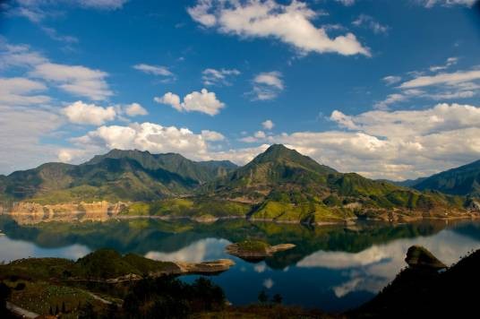 千峡湖（丽水市青田县北山镇的景点）