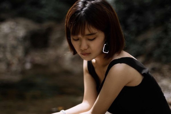 女生拒绝你以后又后悔会有什么表现?