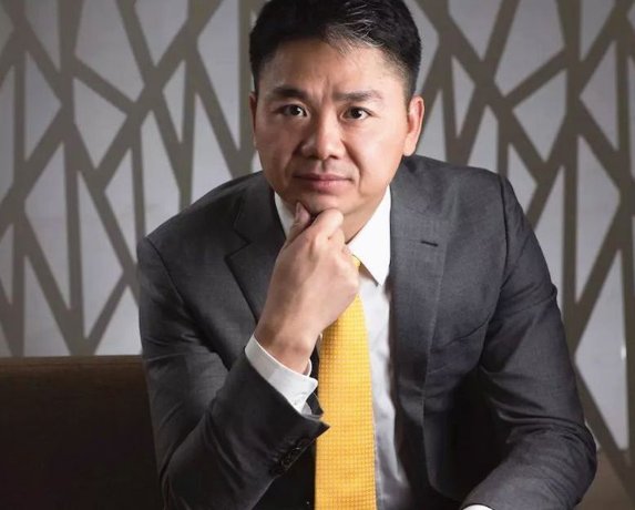 京东商城的老板是谁?