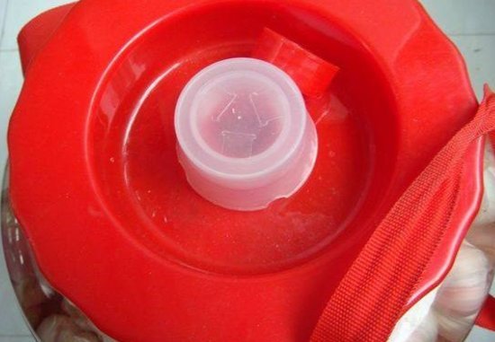 糖蒜 的腌制方法比例是多少? 10斤大蒜用多少糖和醋和盐?