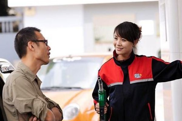 加油站的工资如何?为什么很多人抢着在加油站工作?