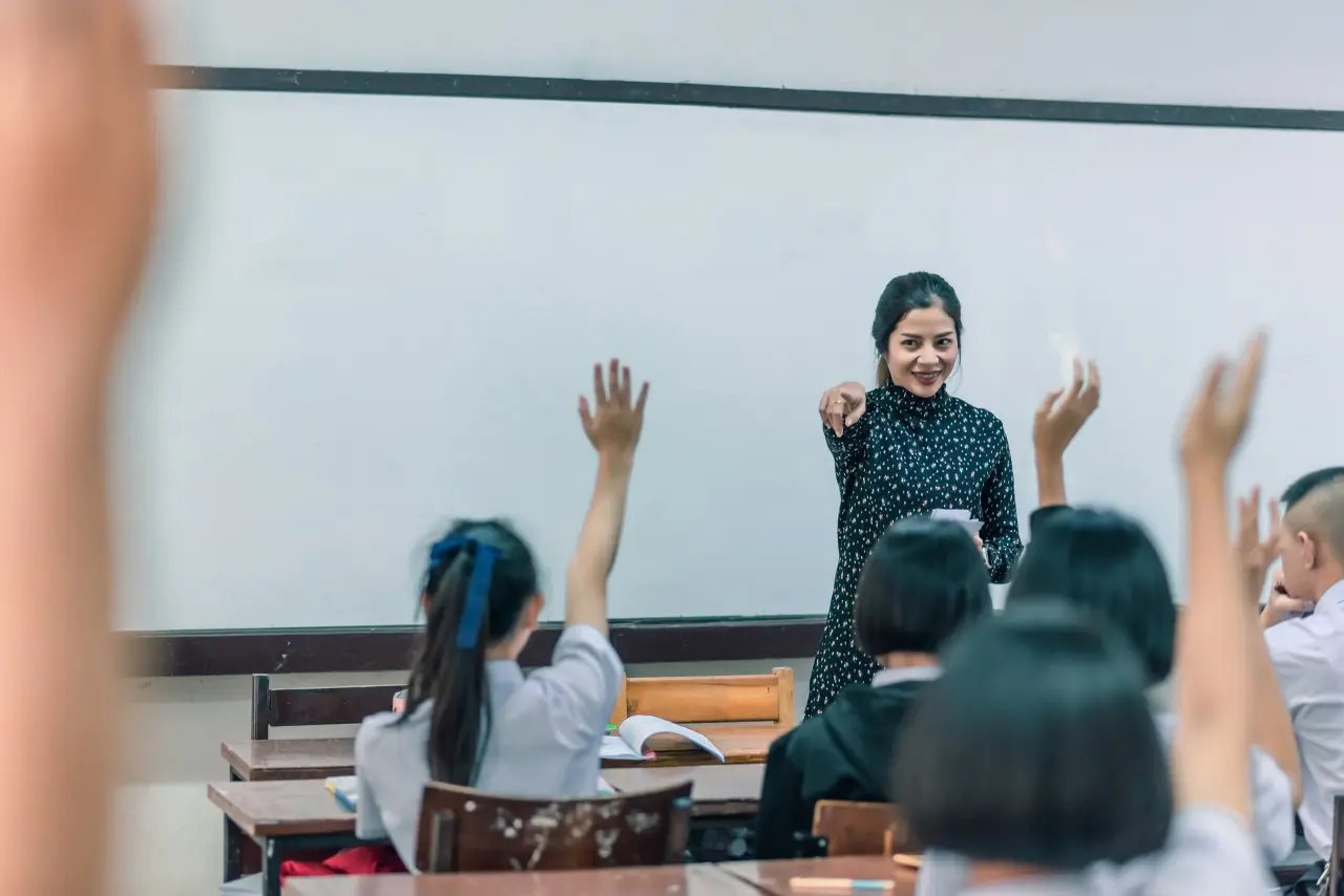 面对行业大调整,更多的教培老师们如今在干嘛?
