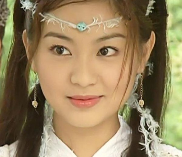 倚天屠龙记美女众多，小昭令人印象深刻，波斯的明教总教主小昭最后去哪了？