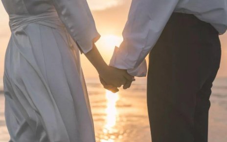 相爱相杀,什么意思。