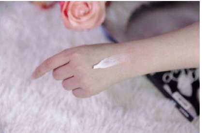 身体乳可以擦脸吗?
