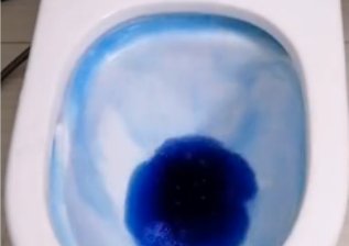 蓝泡泡洁厕灵使用方法