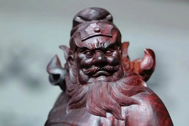 钟馗是什么样的形象呢？