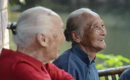 送70岁长辈的实用礼物？