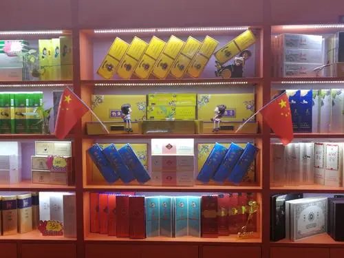 扫什么可以辨别香烟的真假？