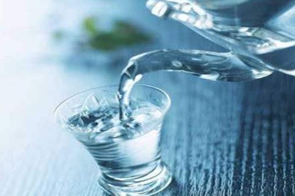 买的矿泉水可以烧开喝吗？烧开喝有什么影响？