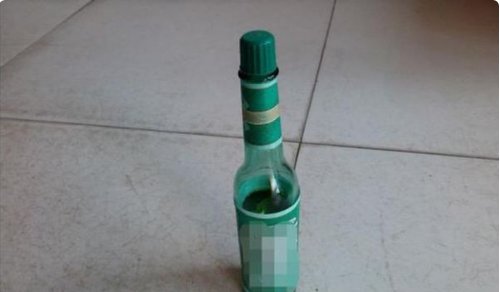 书本上的黑笔印怎样去除？