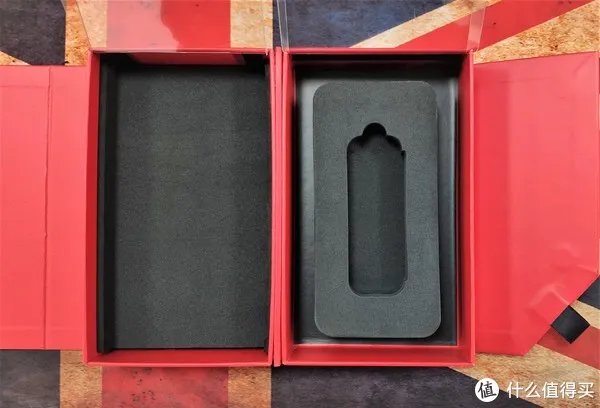 源自美国军工品牌ElementCase旗下最新的KATANA武士刀,今天!!!!!!!!我们开箱!!!!!!