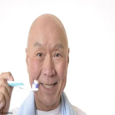 生活中如何美白牙齿 分享七个美白牙齿小偏方