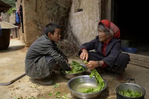 全国妇联倡议妇女勤俭持家，这个倡议是因为粮食危机吗？