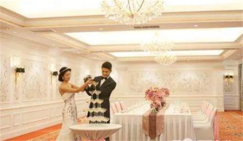 婚礼现场的正规婚庆流程 三大仪式让你步入婚姻殿堂