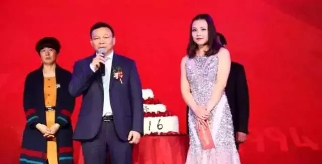 奥克斯回应格力举报：于民族大义不顾.大家再怎么看？