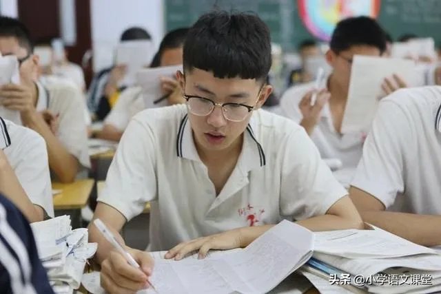 如何看待河南3月1日后高三与初三率先开学？学生们担心被感染又怎么办？
