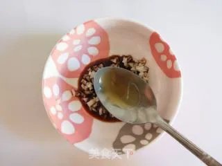 黄瓜拌拉皮