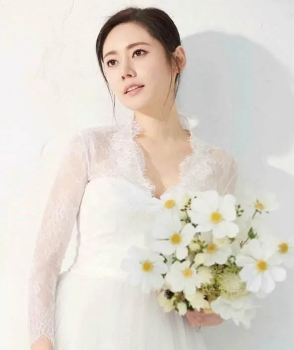 秋瓷炫下跪求婚于晓光,神仙爱情是不是真的?