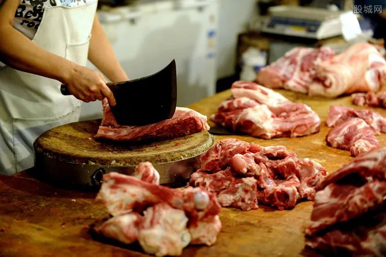 猪肉价格连降9周 11月猪价行情走势如何？