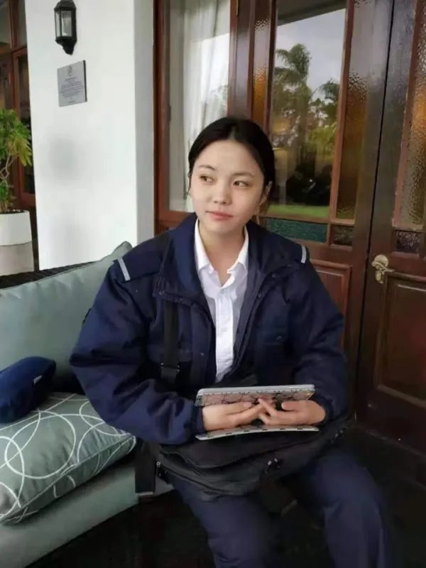 四川女大学生黄雨蒙是如何失联的,在什么地方失联的?