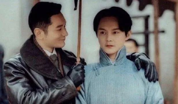 鬓边不是海棠红小说讲什么，鬓边不是海棠红小说结局