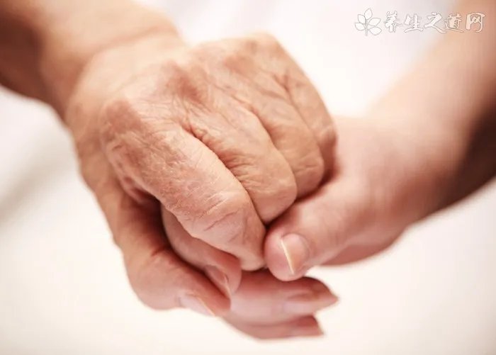 梁宏达事件是怎么回事？诋毁英烈引发军方团中央门怒斥