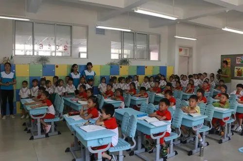 广州教育局回应教师涉嫌体罚学生,面对孩子的教育管理问题,究竟该怎么做?