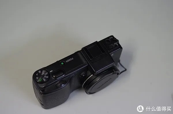 一个过时的备机:RICOH 理光 GX200