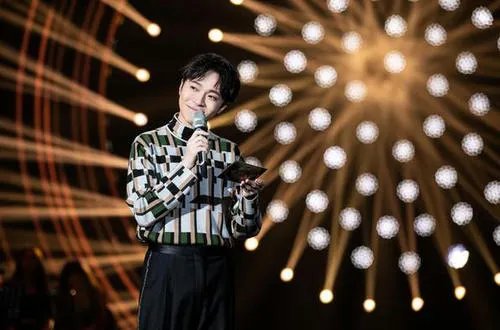 吴青峰著作权案胜诉后发文，胜诉了为什么粉丝还要集体安慰他？