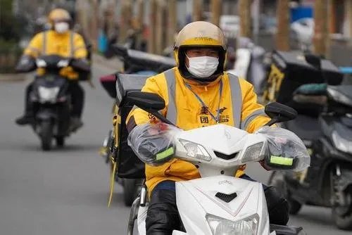 骑手回应代买调包6个菜一事,他给出的原因是什么?