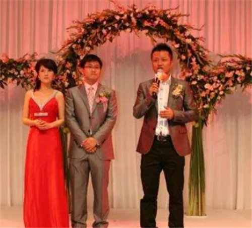 婚礼现场的正规婚庆流程 三大仪式让你步入婚姻殿堂