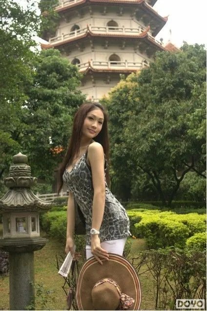 泰国人妖皇后Rose美艳丰乳 欲进军中国吸金