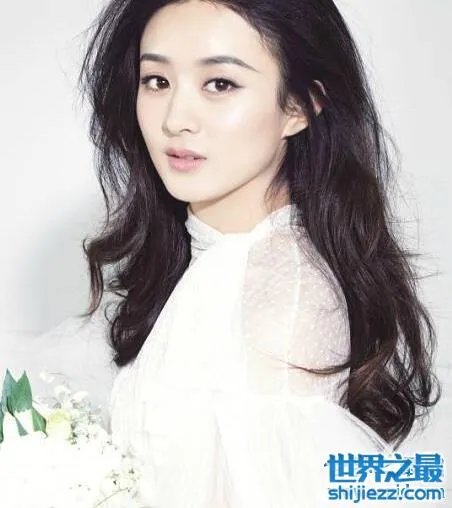 王思聪为啥对赵丽颖好，欲花三千万签下赵丽颖 