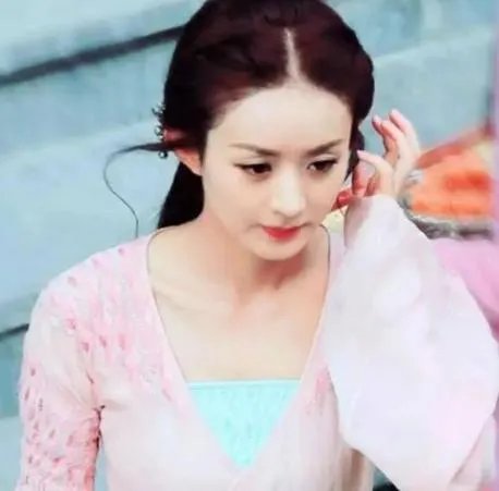 你们觉得赵丽颖在《楚乔传》中的着装怎样?