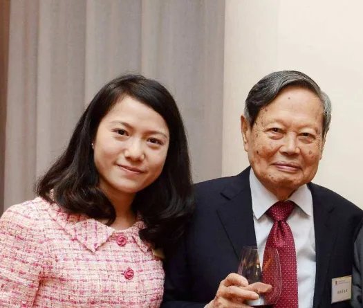 翁帆和杨振宁为什么不要孩子?