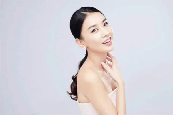 黄圣依家厕所太豪,为何不起眼的小物件她拿到节目中炫耀?
