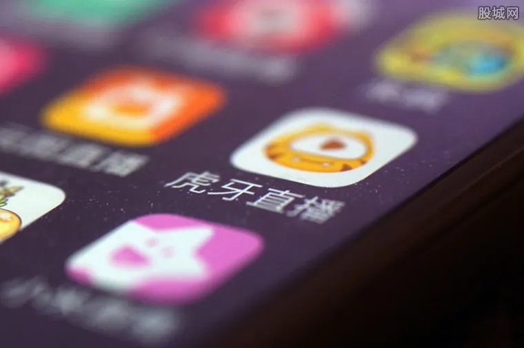 直播业平均月薪9423元 这一薪酬数据已见顶?